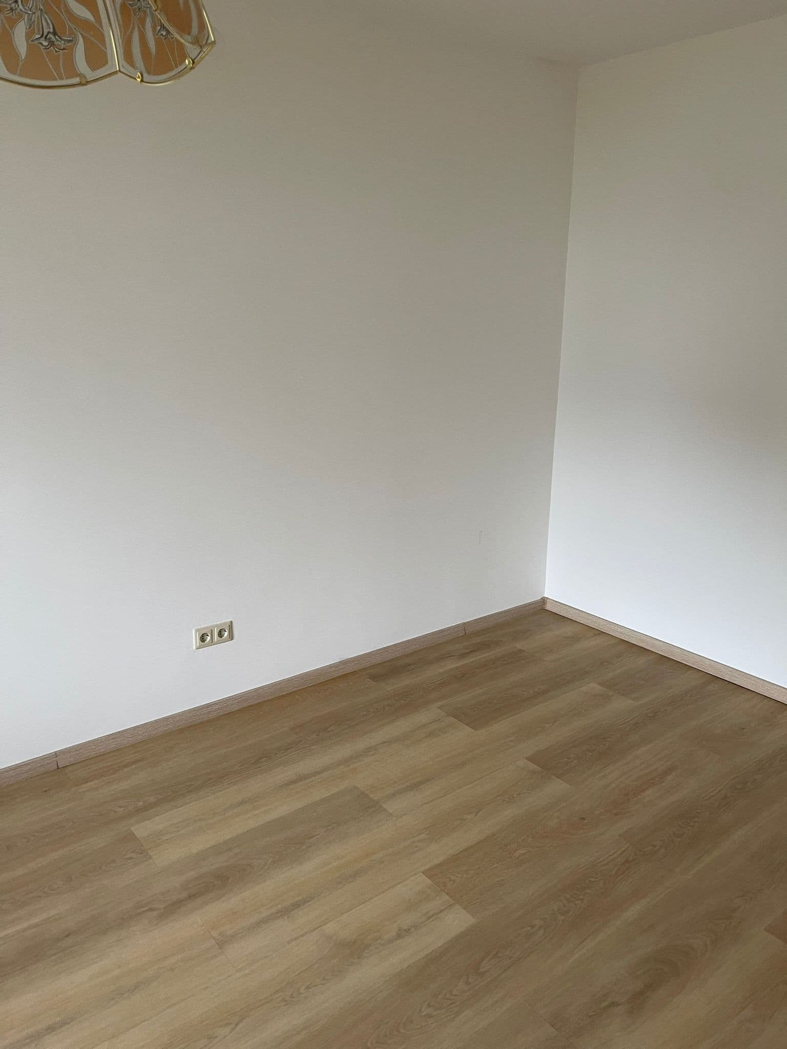 Streich- und Tapezierarbeiten